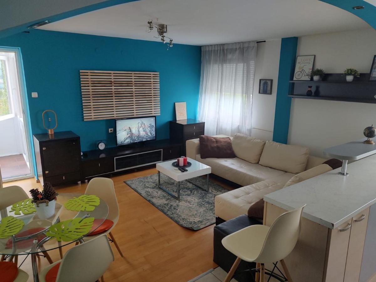 Studio Apartman Karler Карловаць Екстер'єр фото